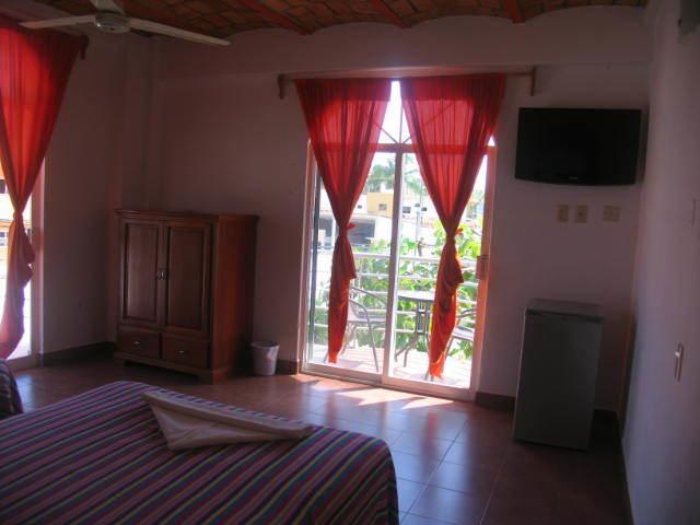 Hotel Y Suites Bugambilias Rincón de Guayabitos Exteriér fotografie