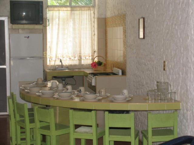 Hotel Y Suites Bugambilias Rincón de Guayabitos Pokoj fotografie