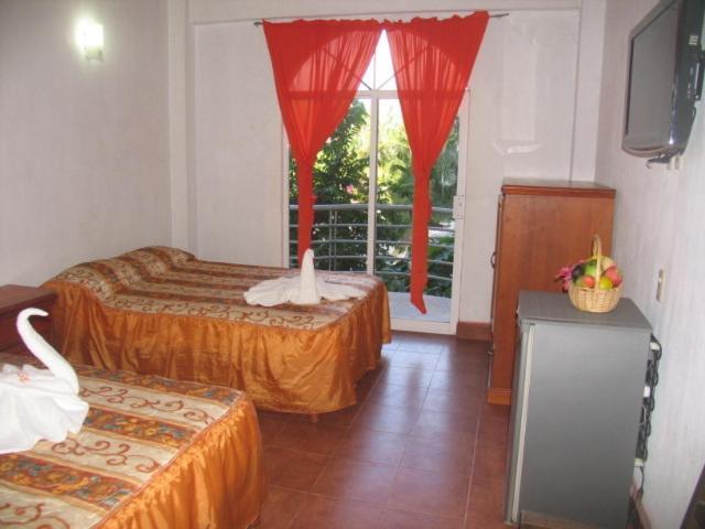 Hotel Y Suites Bugambilias Rincón de Guayabitos Pokoj fotografie