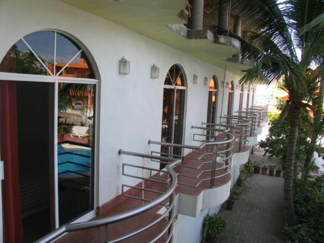 Hotel Y Suites Bugambilias Rincón de Guayabitos Exteriér fotografie