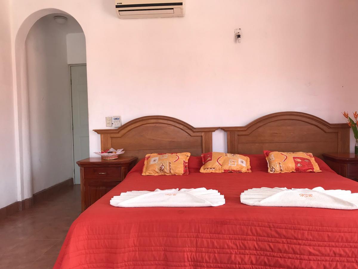 Hotel Y Suites Bugambilias Rincón de Guayabitos Exteriér fotografie